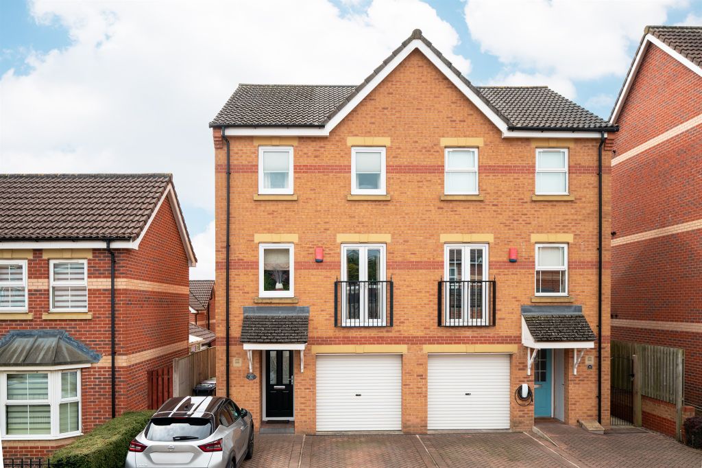 Property photo 1 of 17