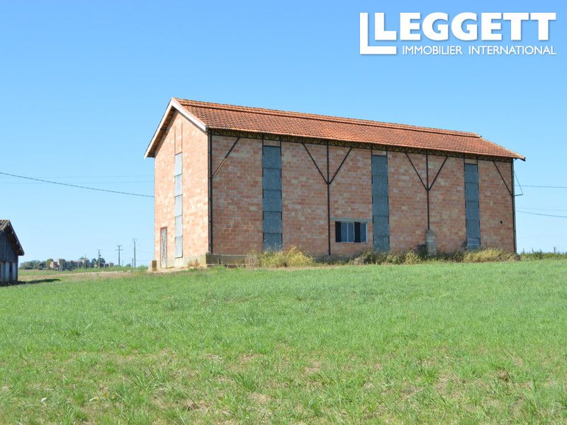 Property photo 2 of 10