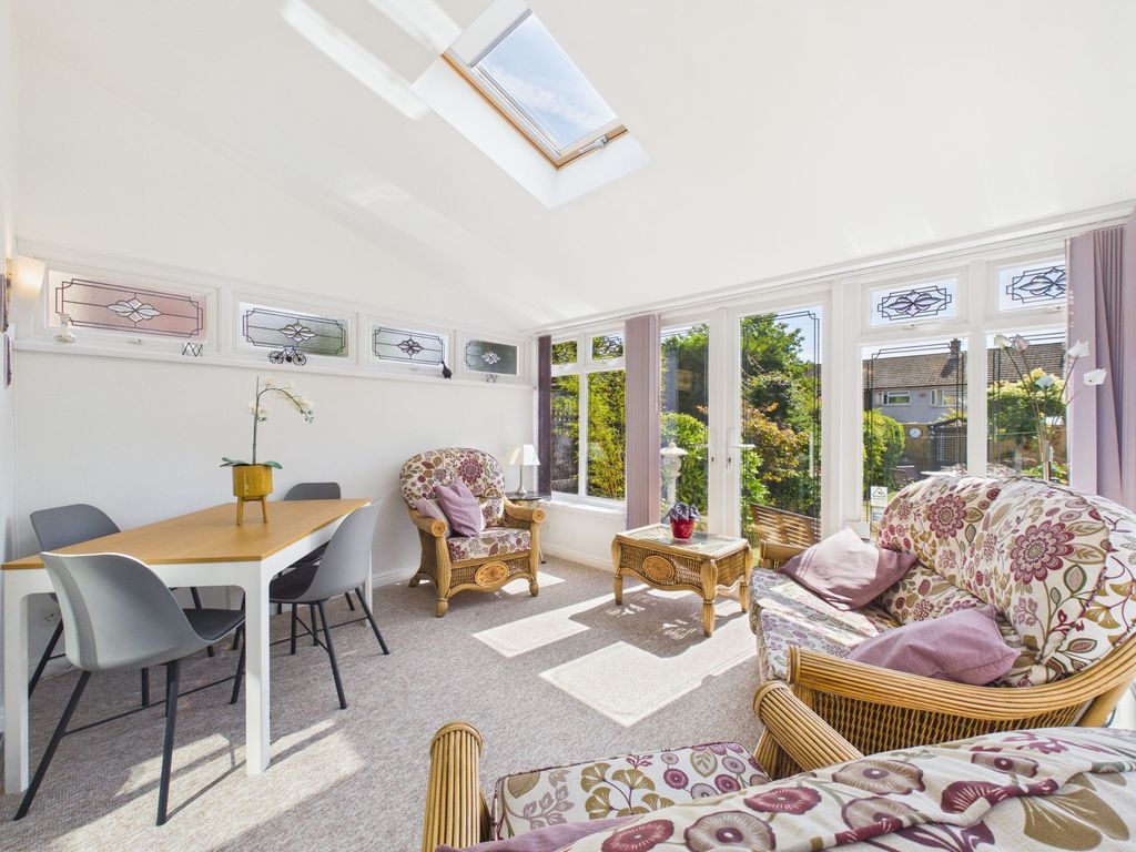 Property photo 3 of 18 Sunroom