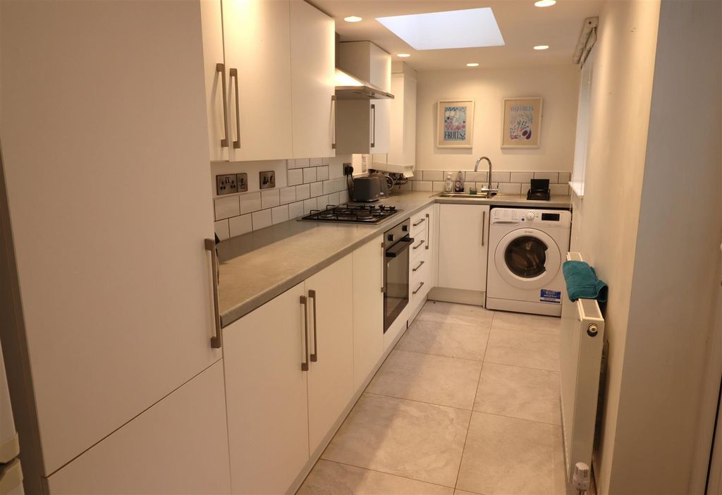 Property photo 2 of 11 Kitchen.Jpg