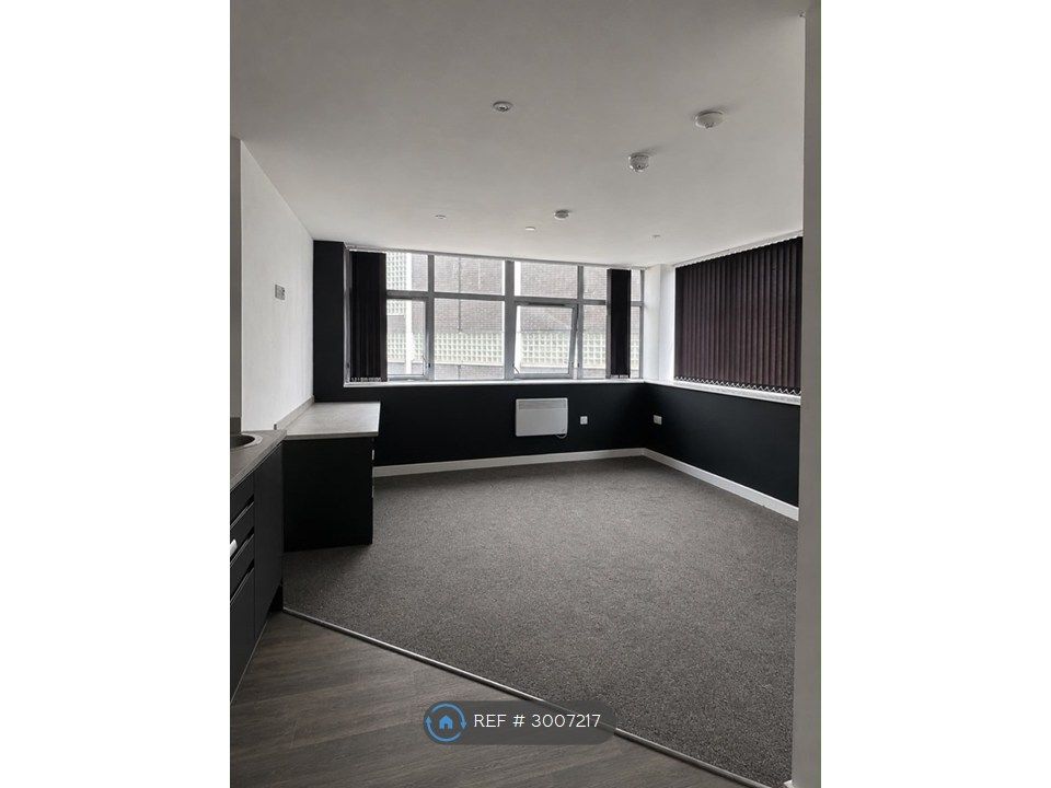 Property photo 3 of 6