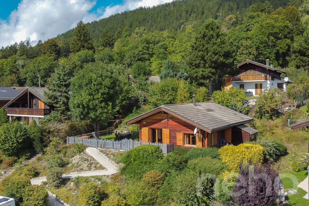 Property photo 2 of 12