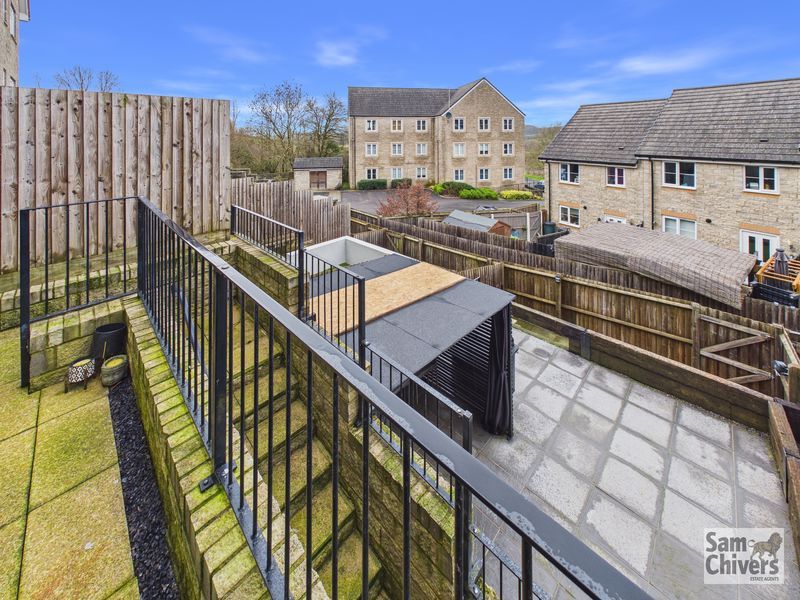 Property photo 2 of 21 Photo 3