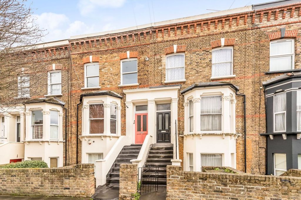 Property photo 1 of 6