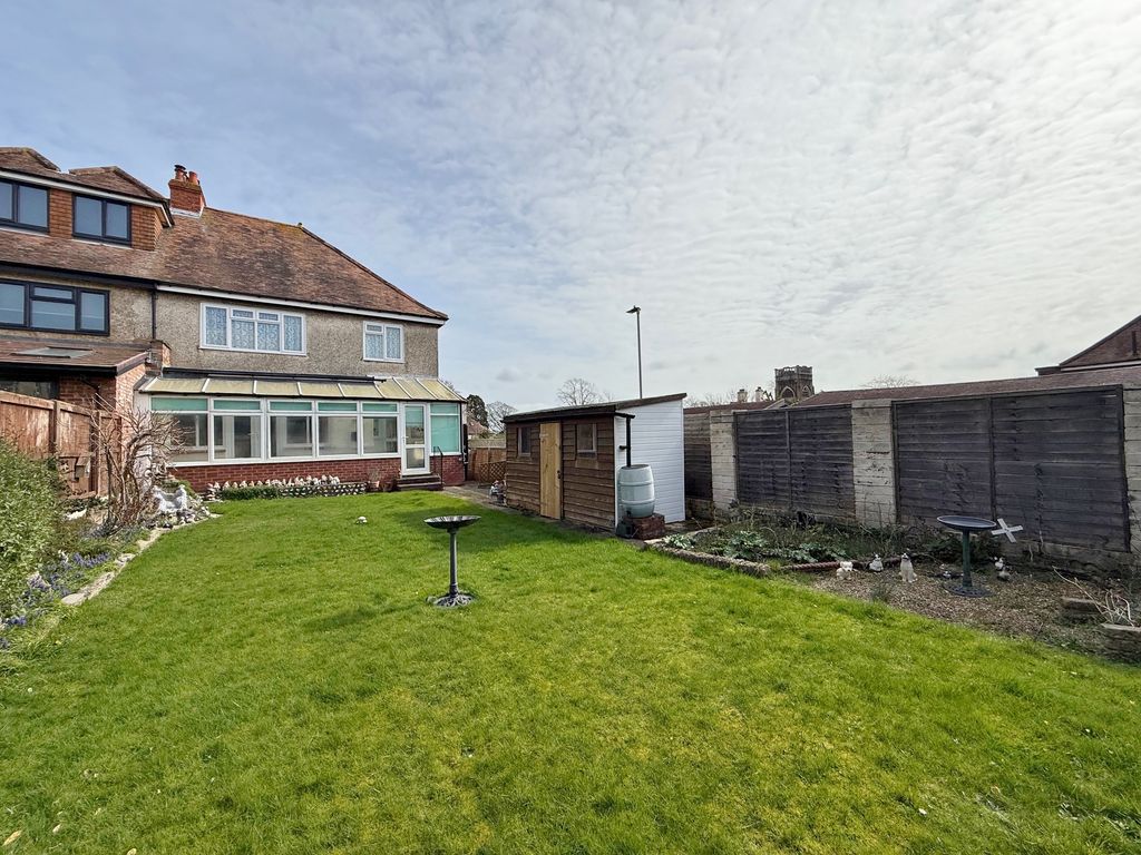 Property photo 2 of 21