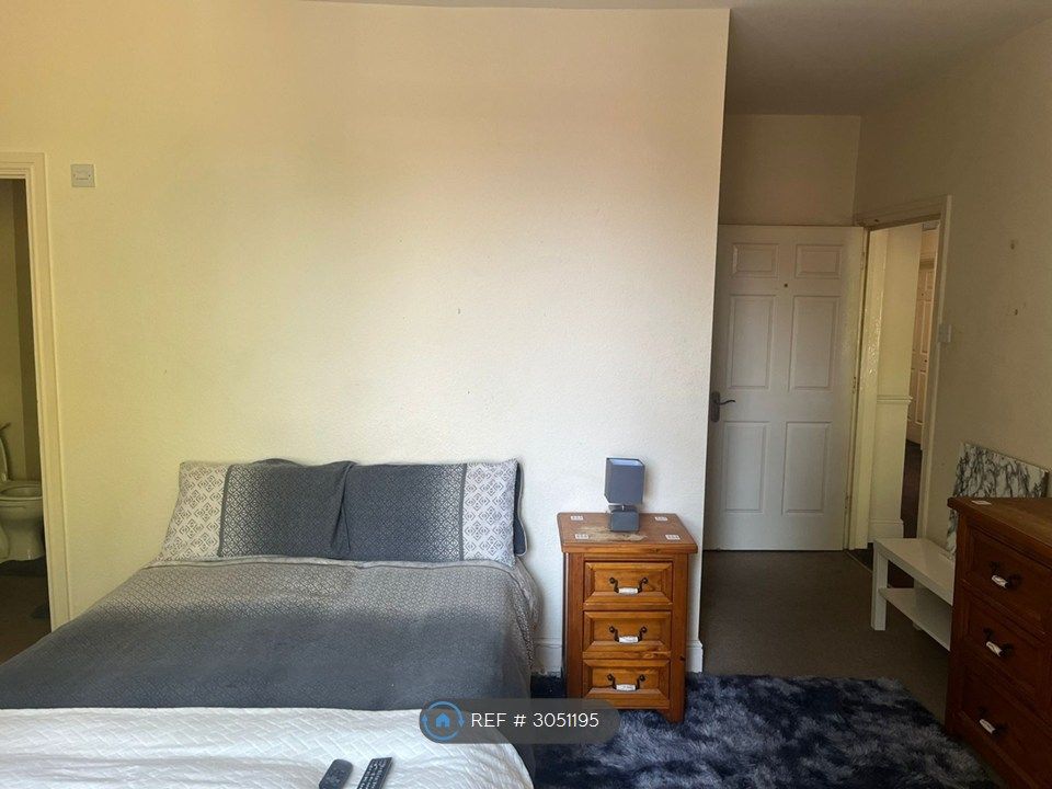 Property photo 3 of 3