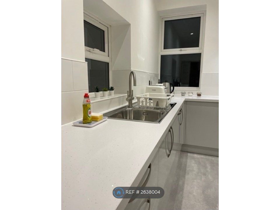 Property photo 3 of 12 Sink And Dishwasher
