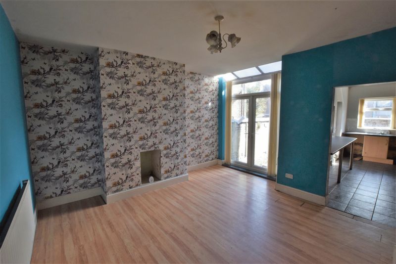 Property photo 3 of 10 Dining Room
