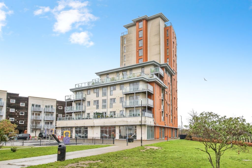 Property photo 1 of 11