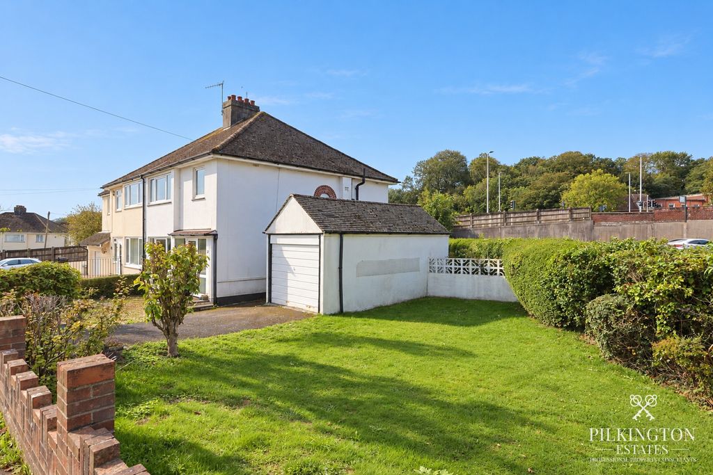 Property photo 1 of 16 5438342