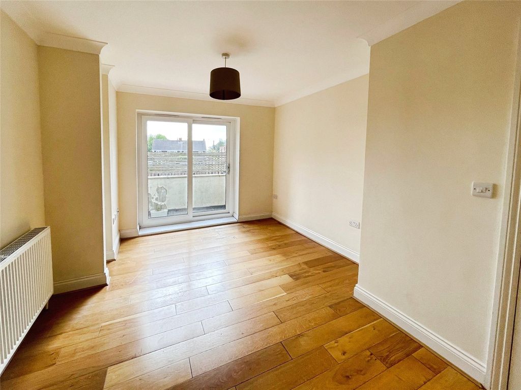 Property photo 1 of 11 Picture No. 21