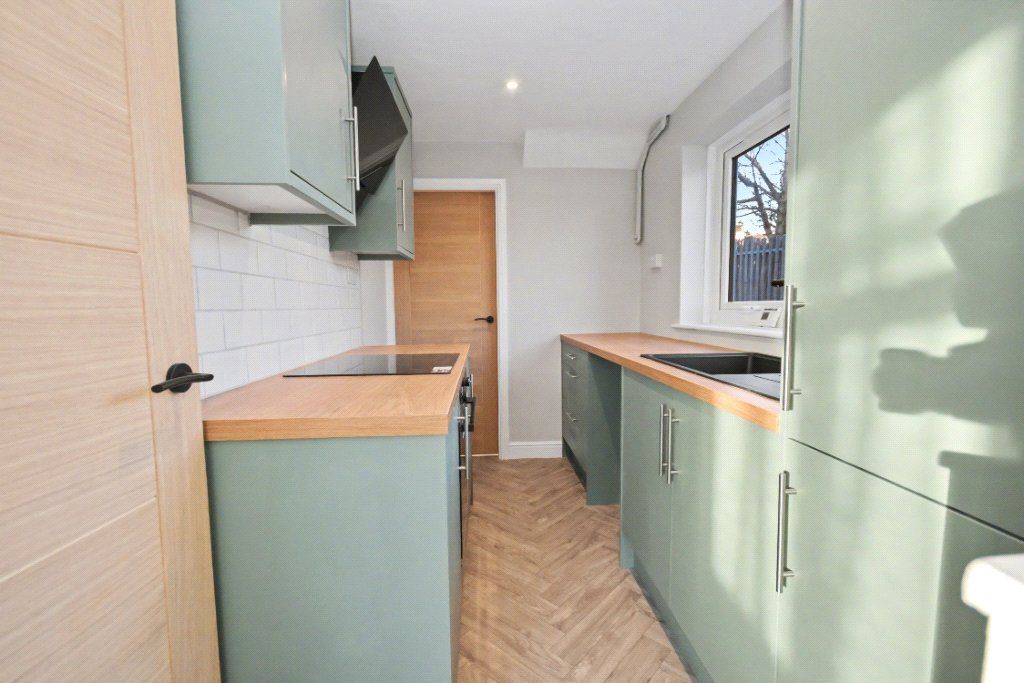 Property photo 3 of 18 Picture No. 14