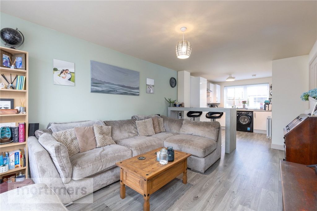 Property photo 3 of 15 Open Plan Living