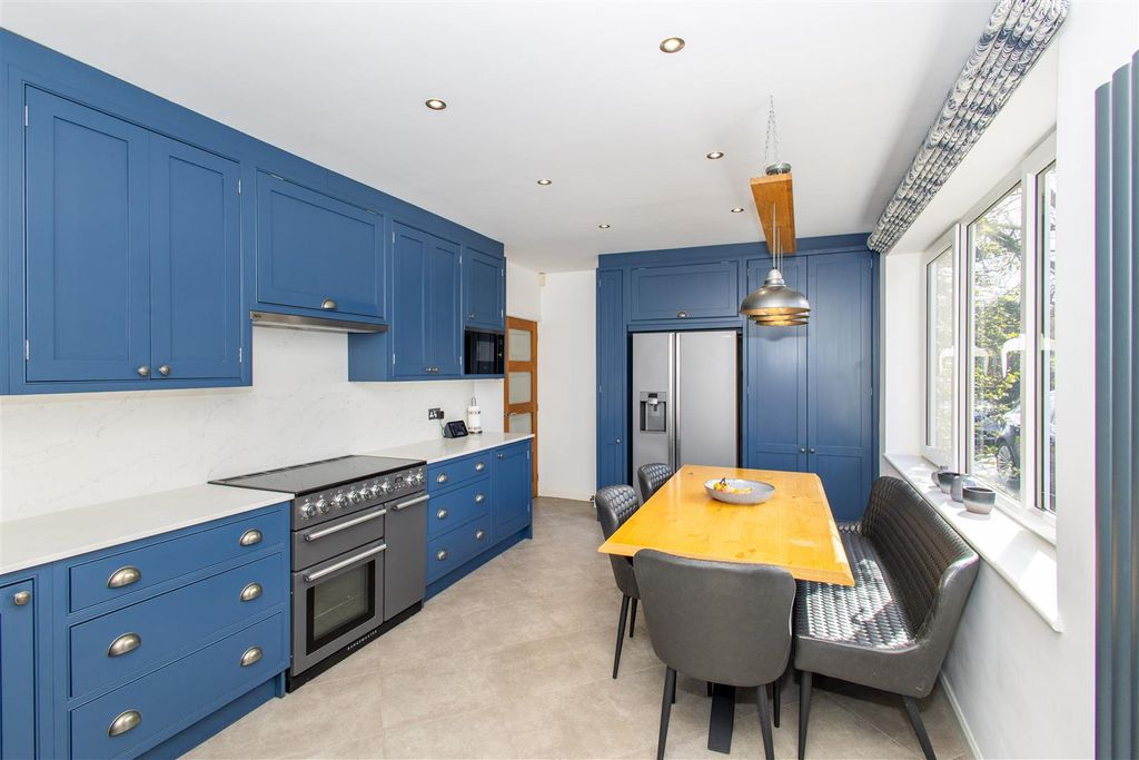 Property photo 2 of 37 Kitchen
