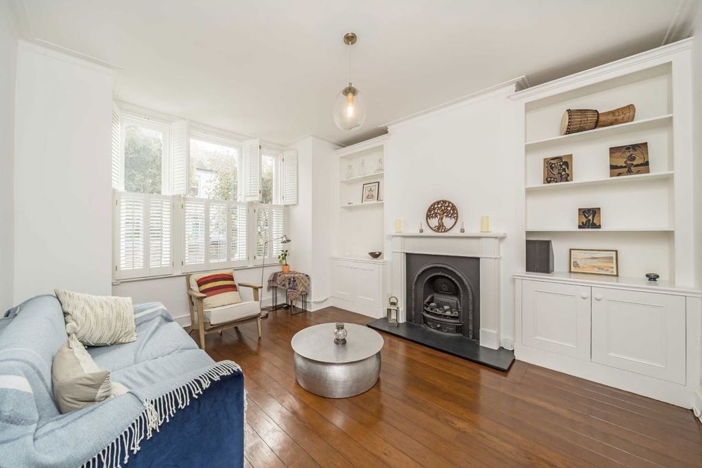 Property photo 3 of 7