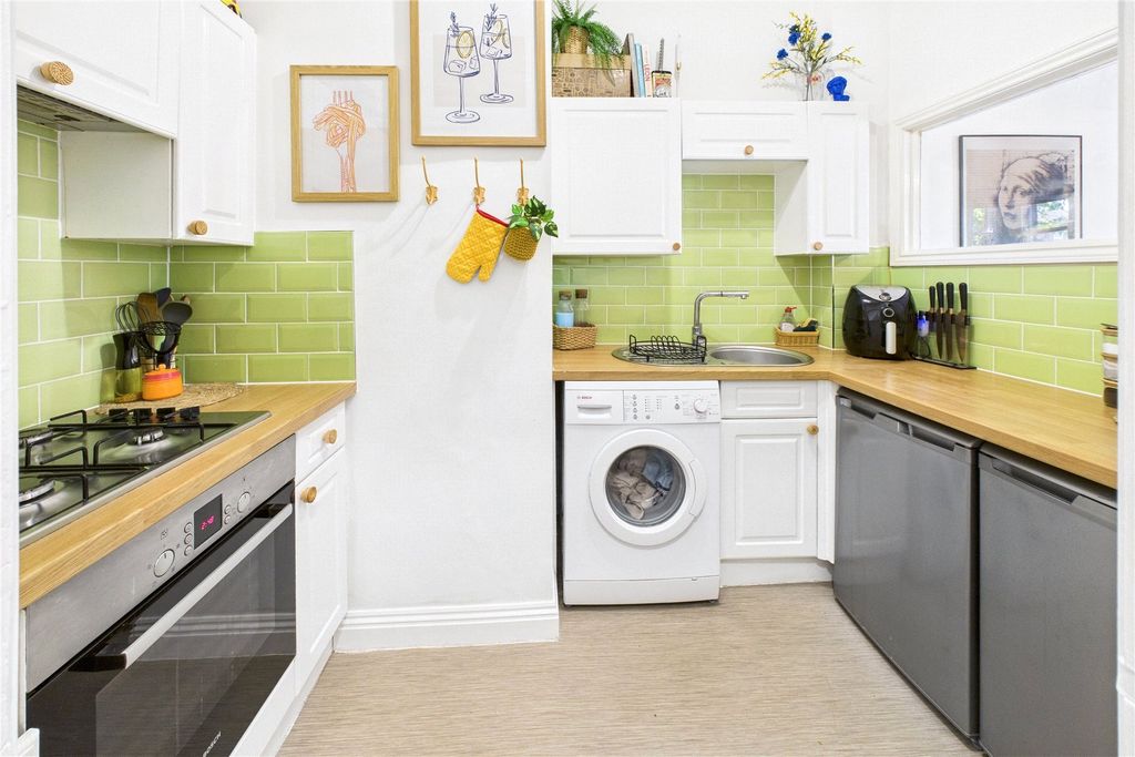 Property photo 3 of 8 Picture No. 08