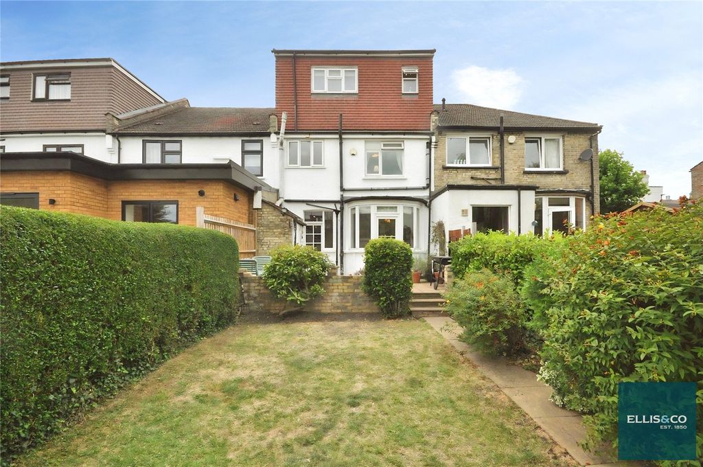 Property photo 3 of 16 Picture No. 37