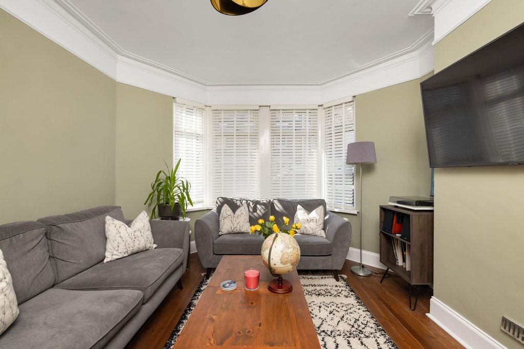 Property photo 1 of 25 Char8962.Jpg