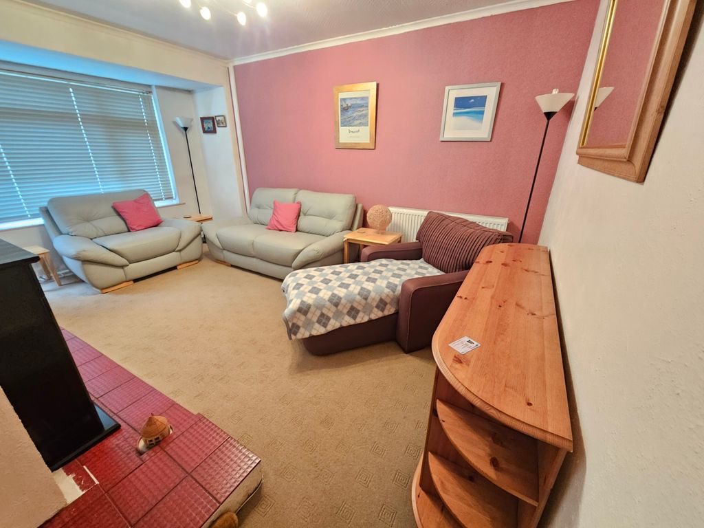 Property photo 3 of 21 20251230_113538