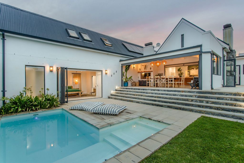 Property photo 3 of 36 Tk1733036