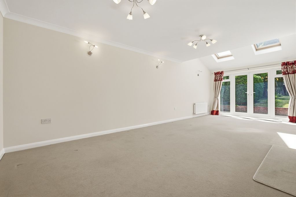 Property photo 3 of 22 Photo 25