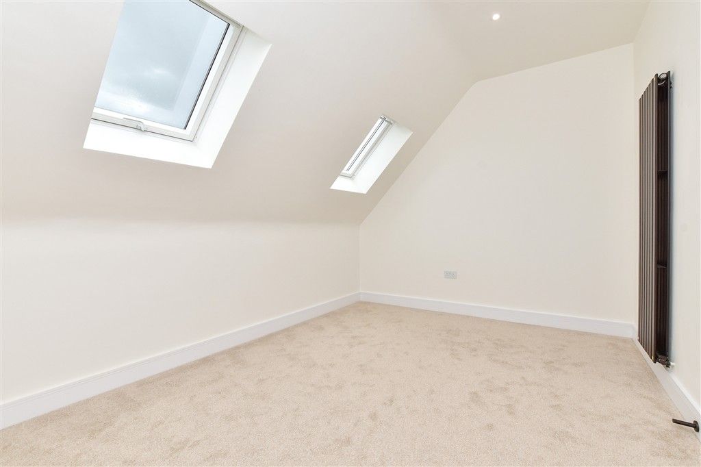 Property photo 3 of 12 Bedroom 1