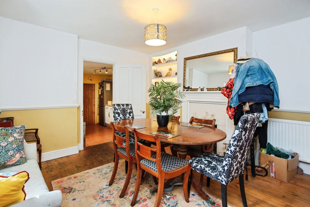 Property photo 3 of 12 Dining Room