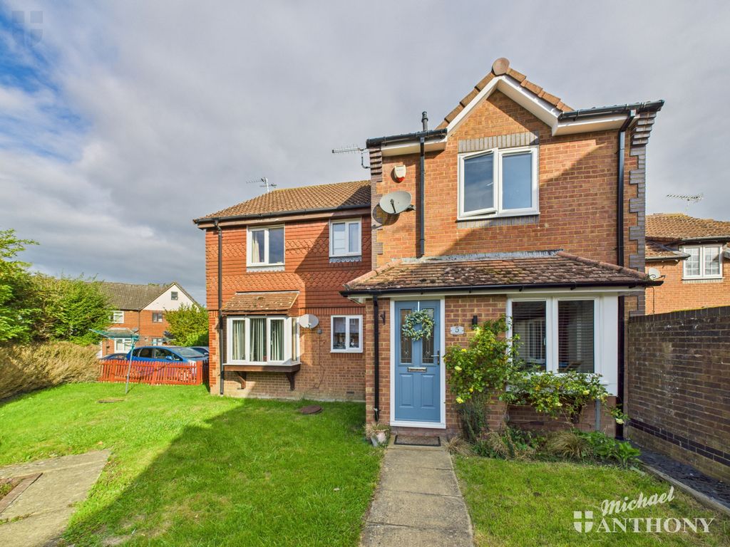 Property photo 1 of 14 Cam03852G0-Pr0429-Still029