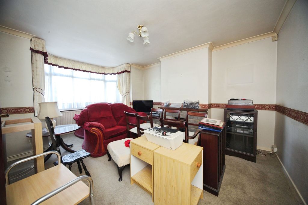 Property photo 3 of 17