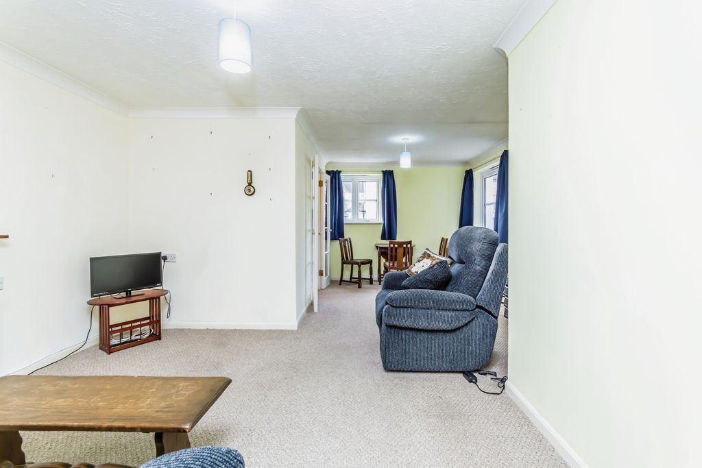 Property photo 1 of 17 Photography