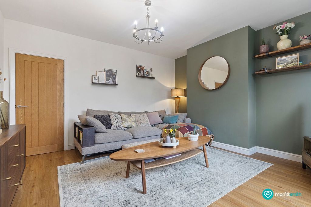 Property photo 3 of 24