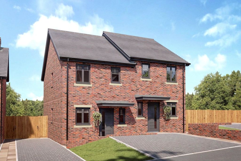 Property photo 2 of 15 The Poplar