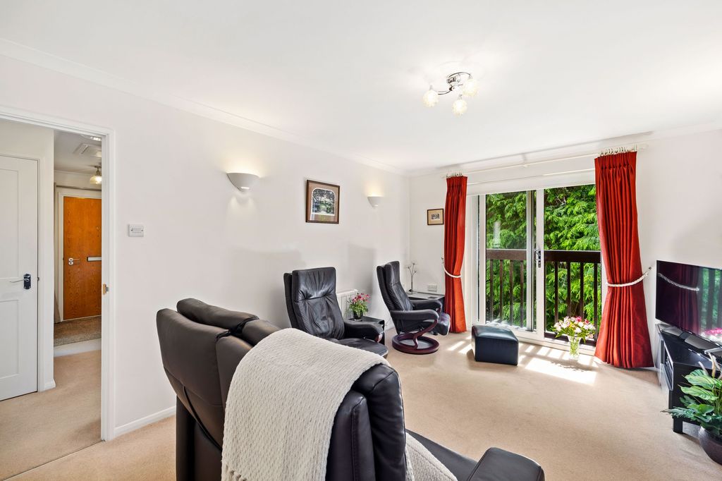 Property photo 2 of 13