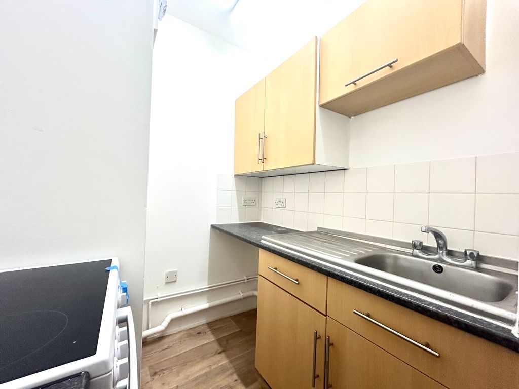 Property photo 3 of 6 Photograph