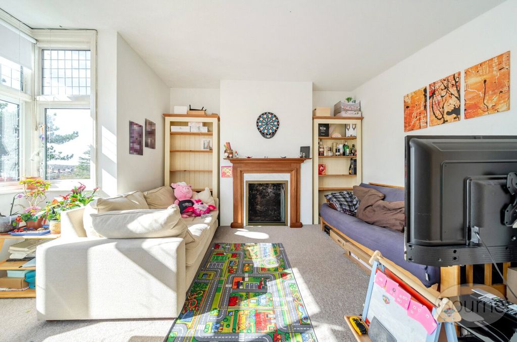 Property photo 2 of 19 Picture No. 07