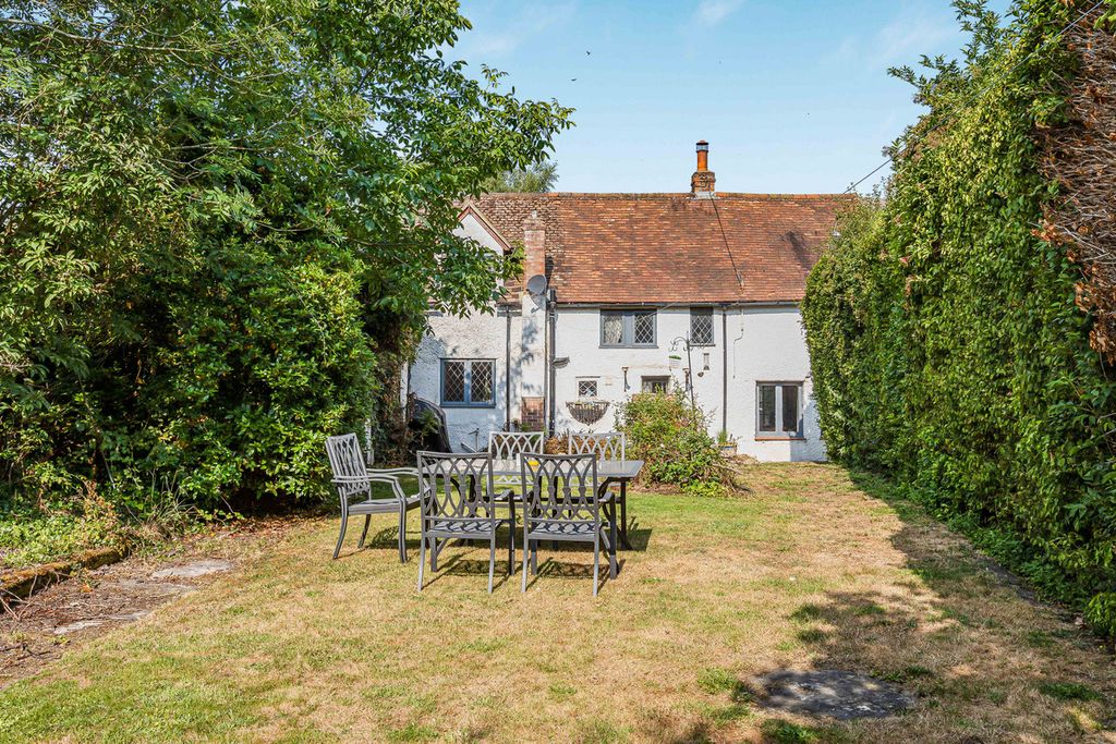 Property photo 2 of 22