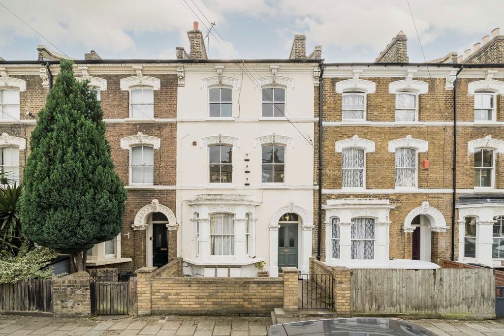 Property photo 1 of 7