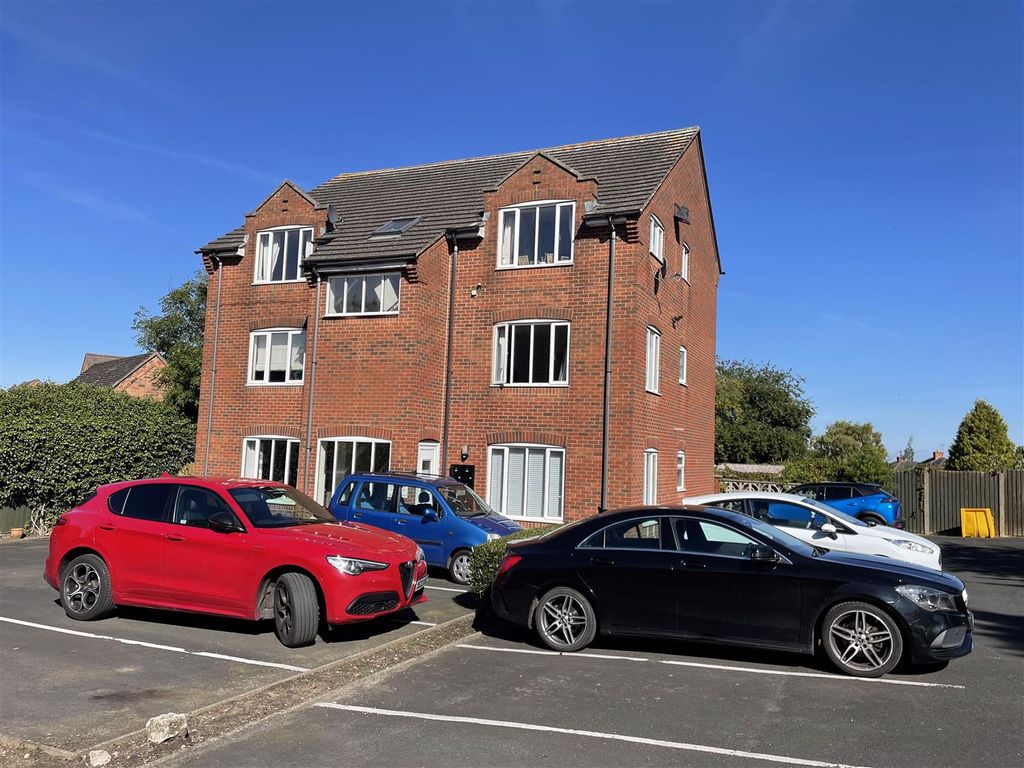 Property photo 1 of 7