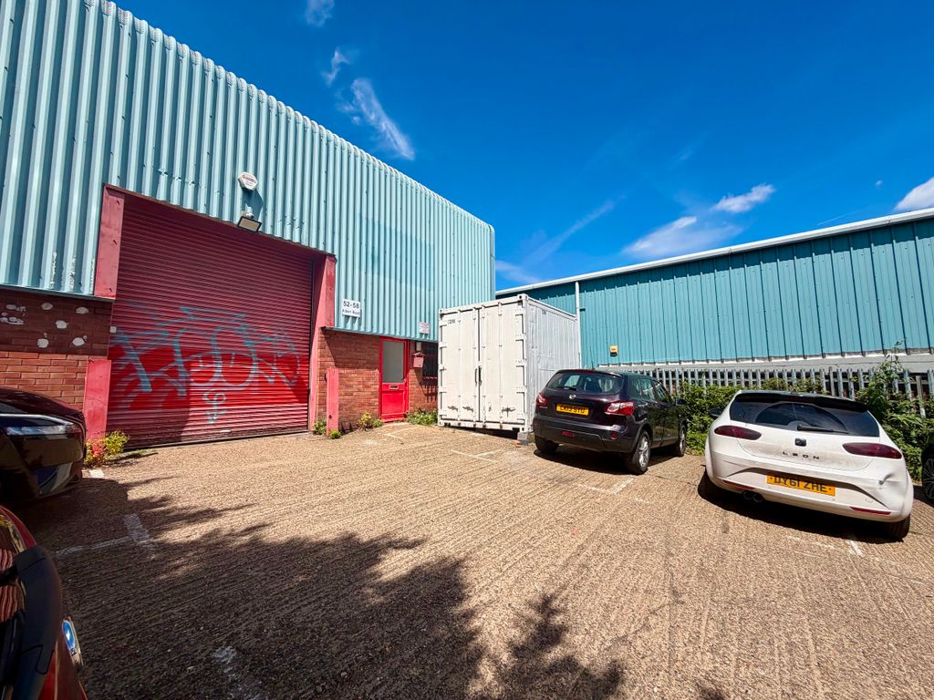 Property photo 1 of 8
