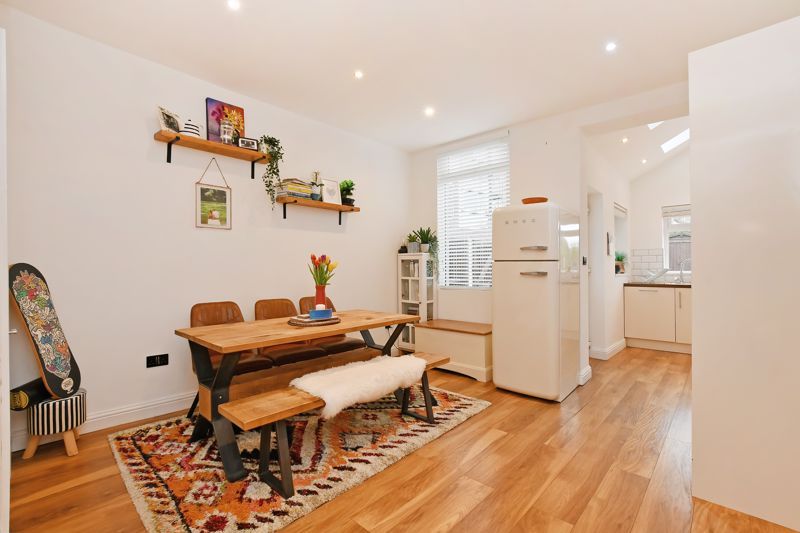 Property photo 3 of 25 Dining Area