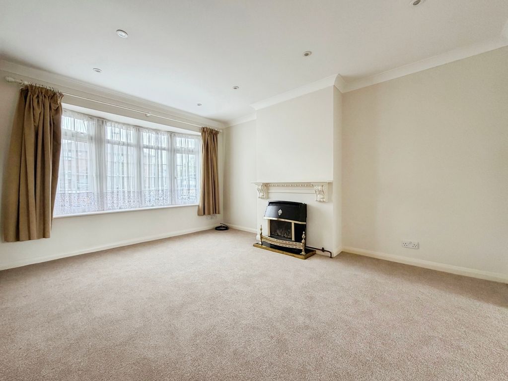 Property photo 3 of 16 Pbox-Img.Jpg