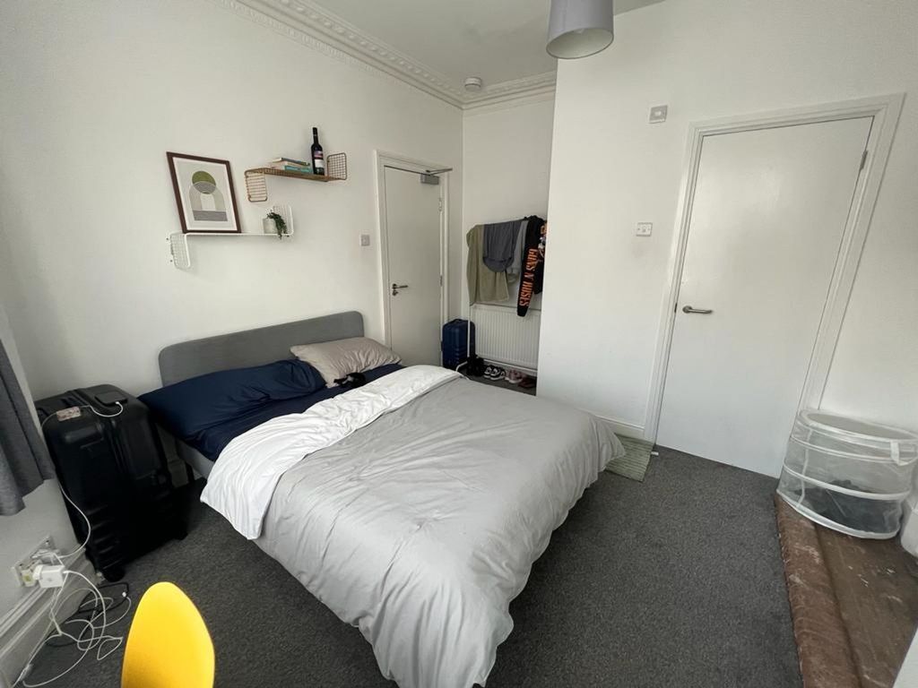 Property photo 3 of 3