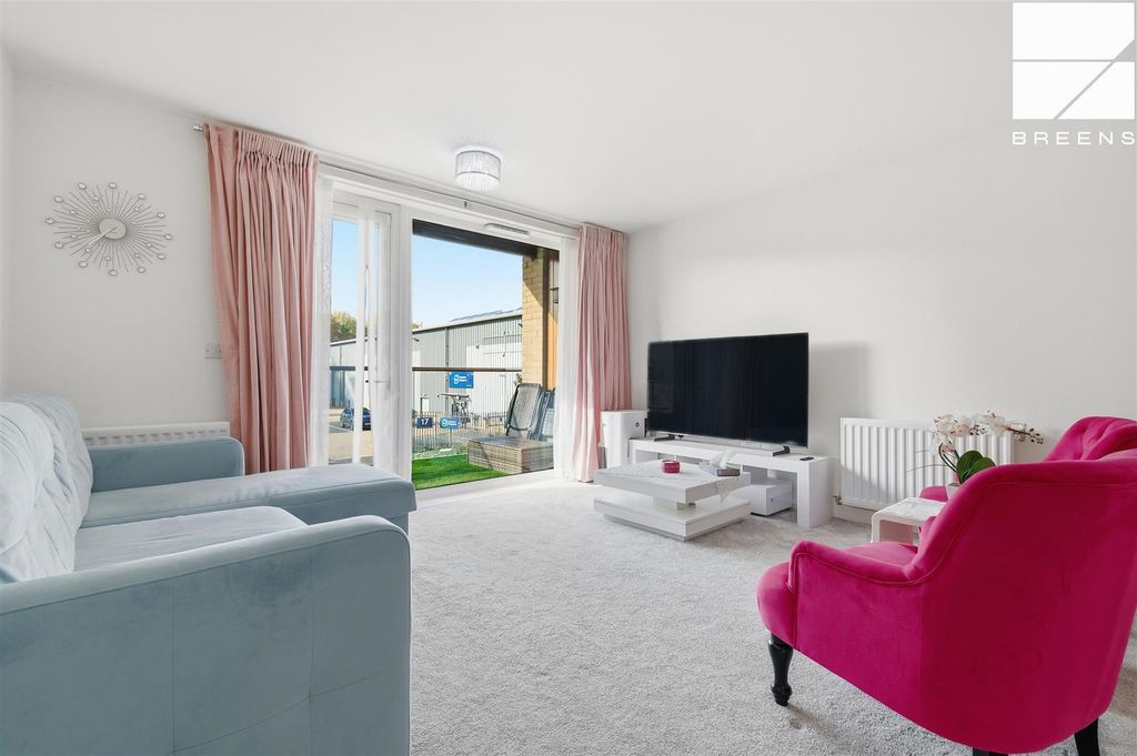 Property photo 3 of 13 Img_6969.Jpg