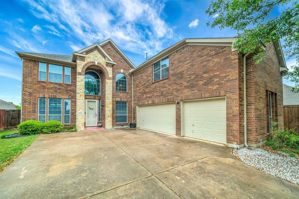 Property photo 1 of 31