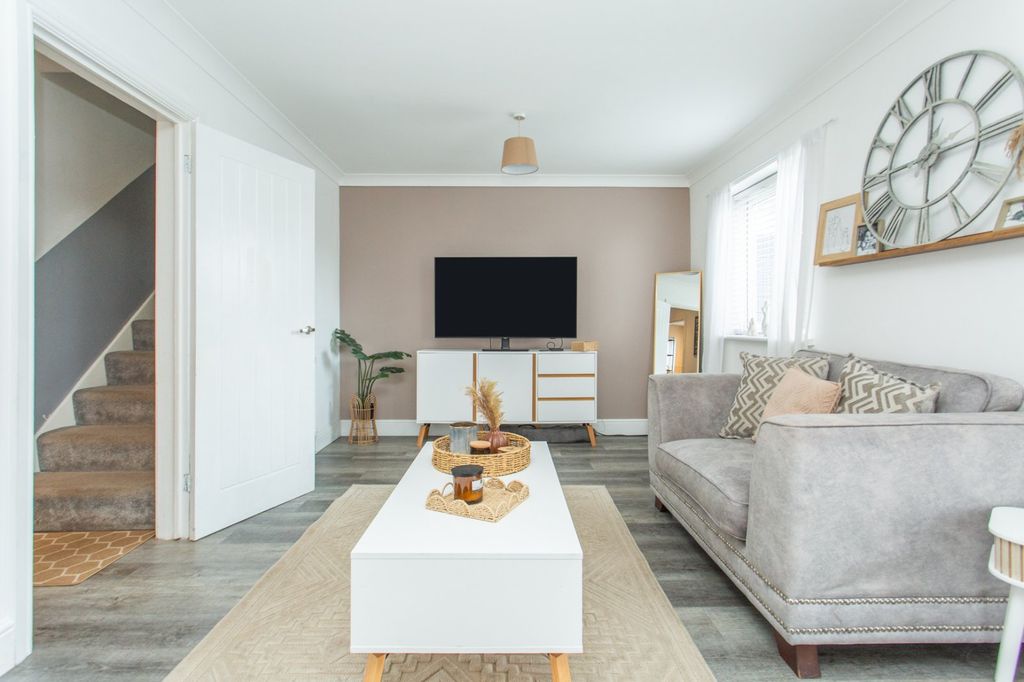 Property photo 2 of 14 Picture 2