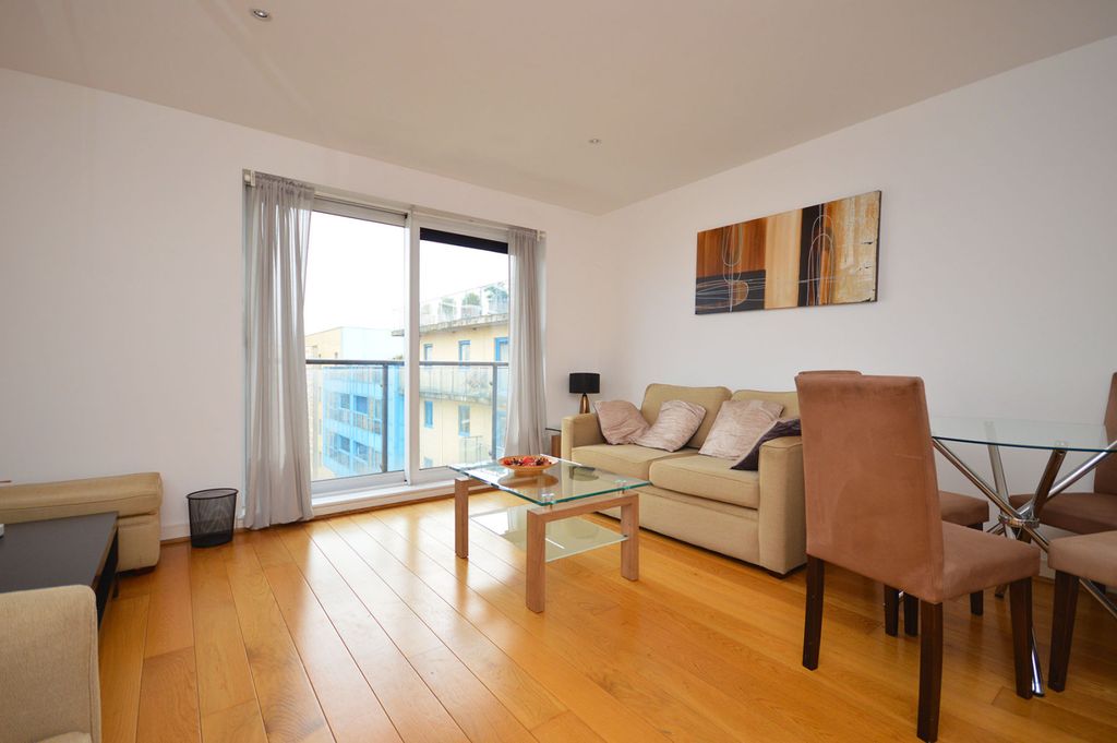 Property photo 2 of 9 Gallery