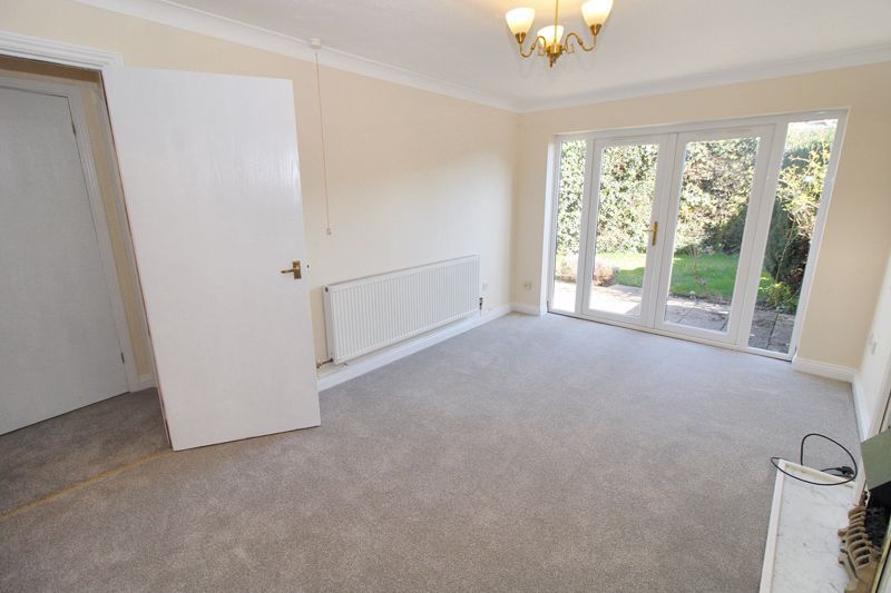 Property photo 3 of 11 Photo 9