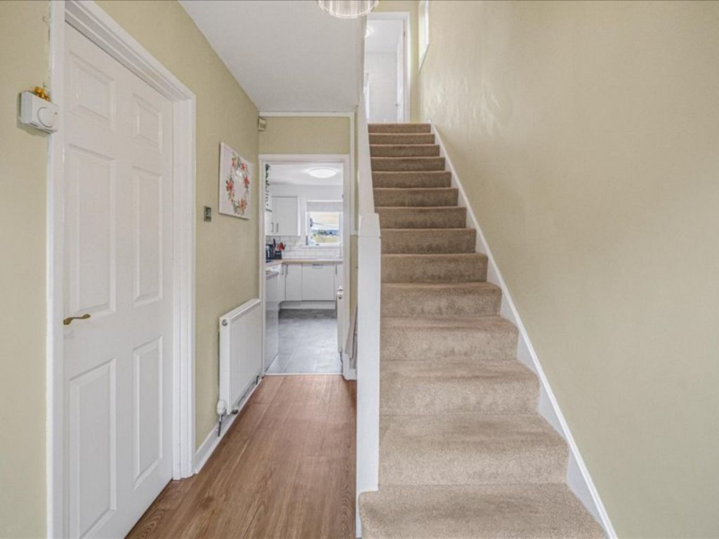 Property photo 2 of 26