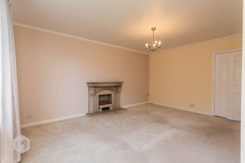 Property photo 3 of 25 Picture No. 40