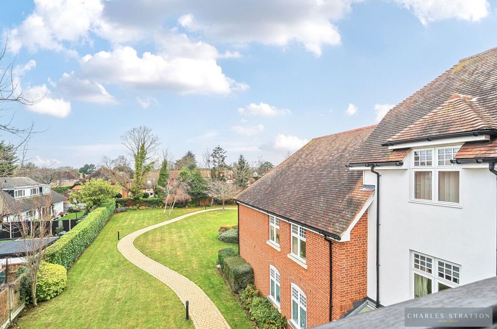 Property photo 2 of 19